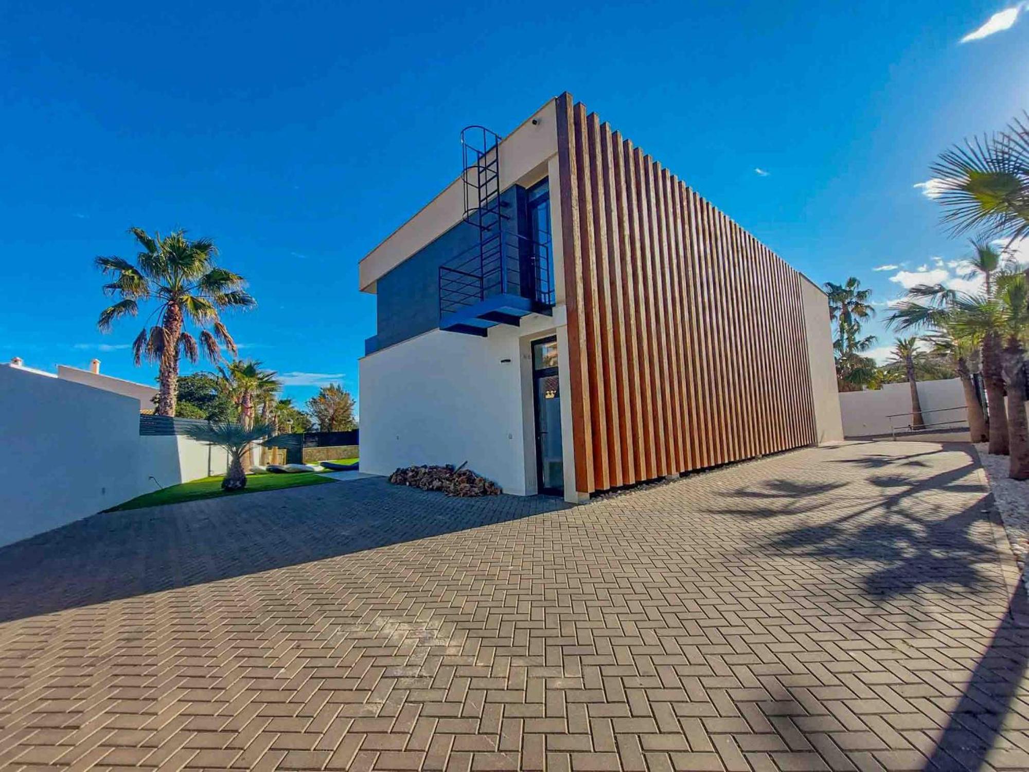 Deluxe Villa